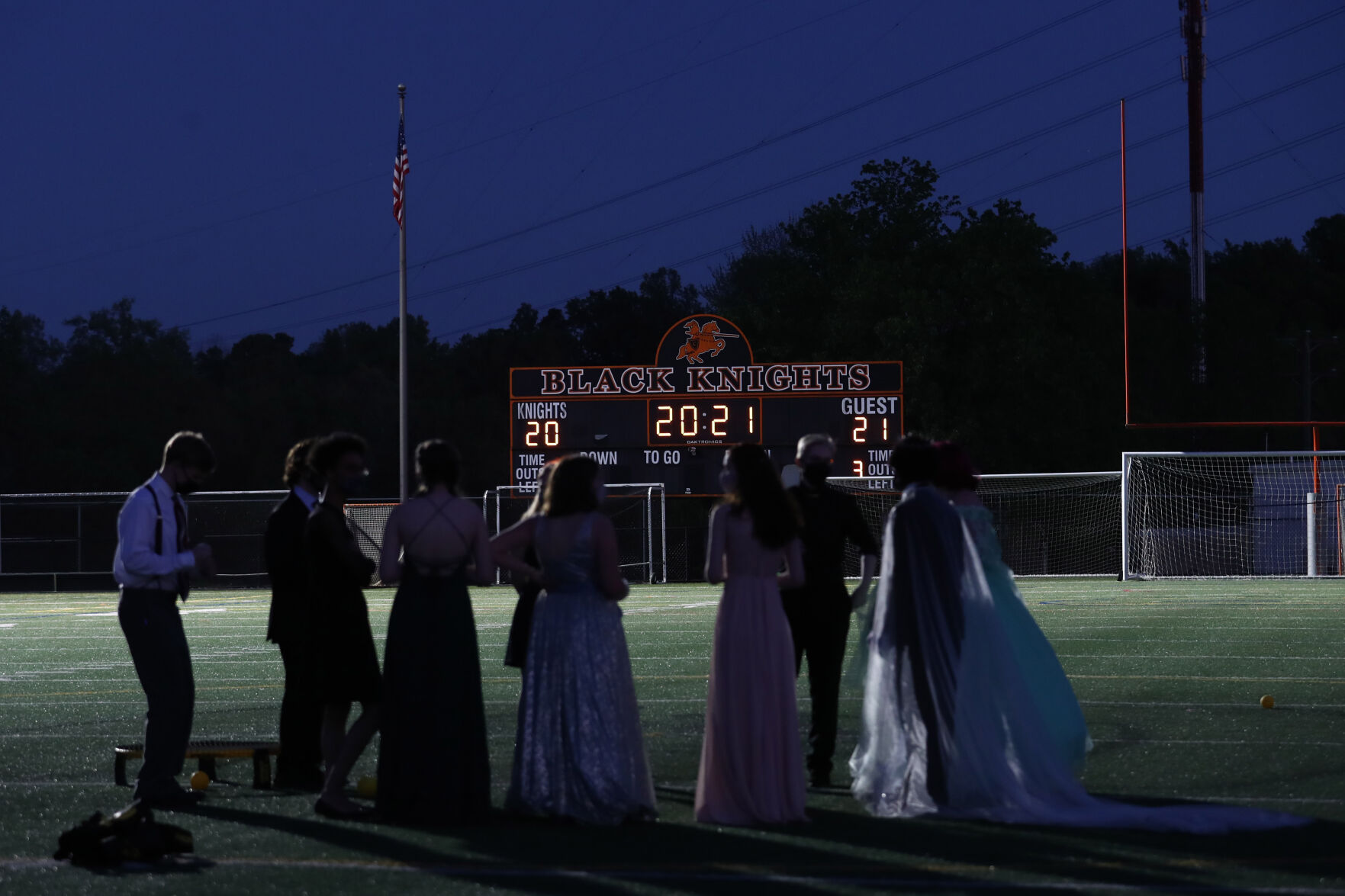 050121-cdp-news-chsprom179.JPG